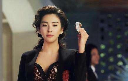 知情人士爆料炫富视频,知情人士揭秘奢华生活背后的真相  第1张